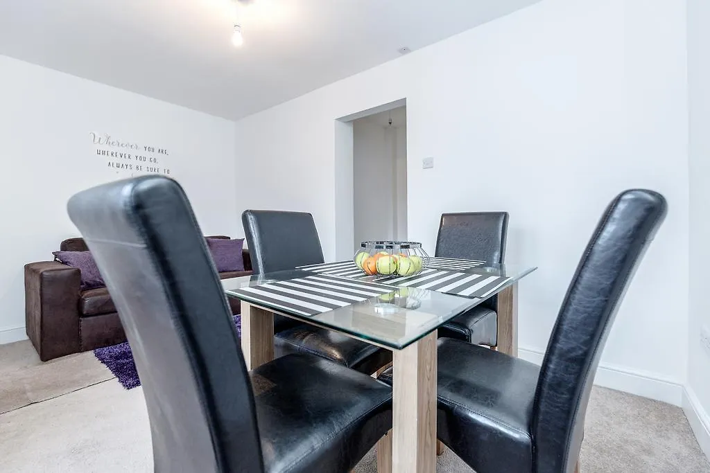 Royal Apartments - Heathrow Hillingdon 0*,
